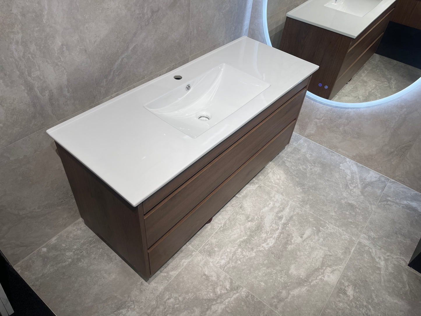 Dew Vanity Standard Top 1200mm Walnut