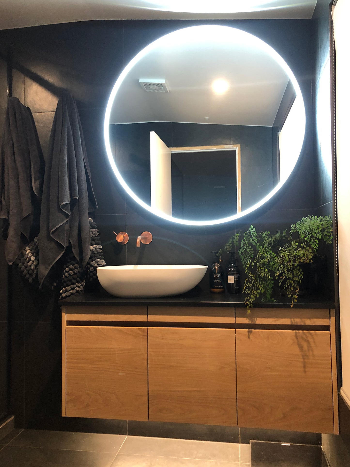 Abode Vanity - Custom Door Oak