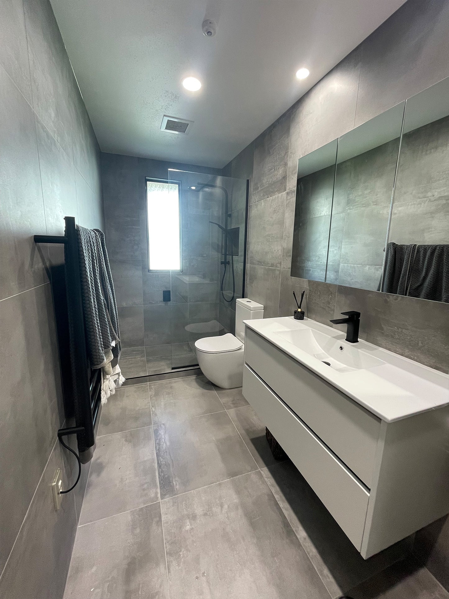 Standard Basin Mixer Mains Pressure