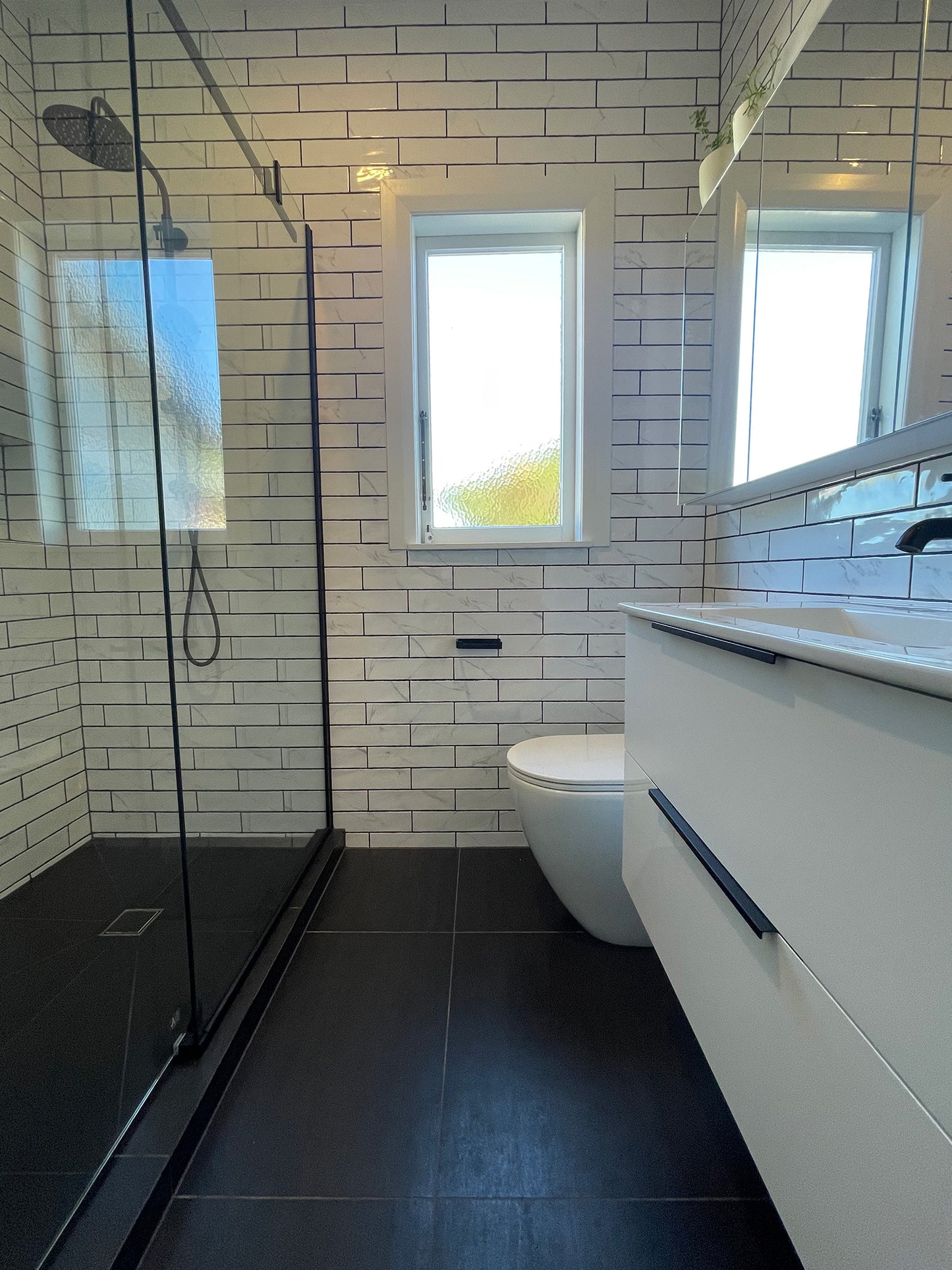 Abode Toilet Roll Holder Square