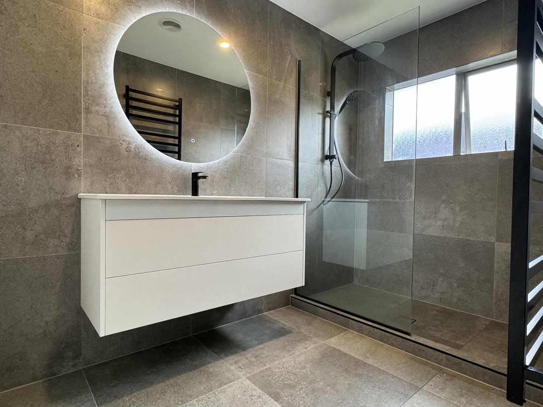 Upgrade Your Bathroom with a Modern Shower Installation