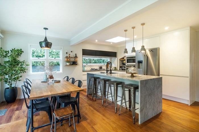Kitchen Renovation Service: Modernizing Your Old & Outdated Space