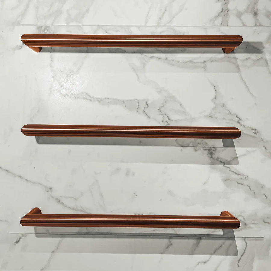 Rhapsody | Round Horizontal Heated Towel Rail 12V 700MM