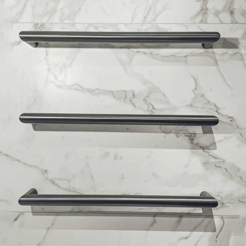 Rhapsody | Round Horizontal Heated Towel Rail 12V 700MM
