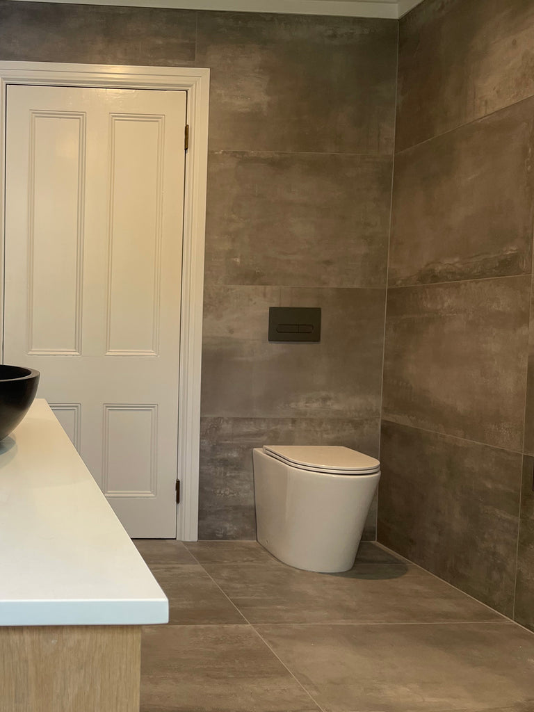 Base | In-Wall Toilet