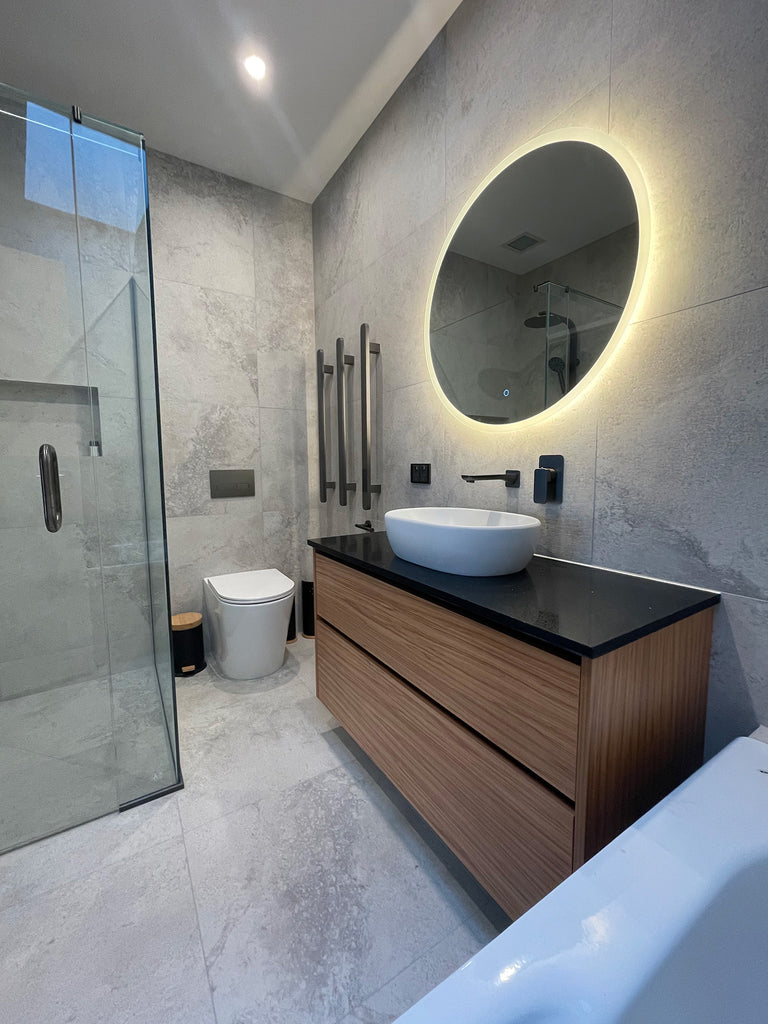 Jupiter | Round Warm Led Mirror