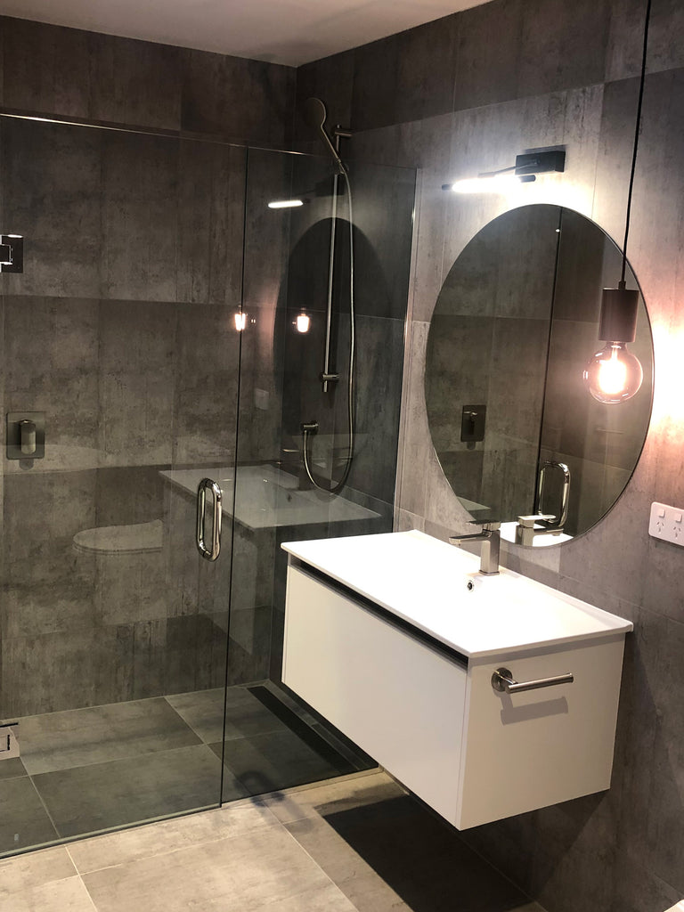 Horizon | Rounded Towel Holder